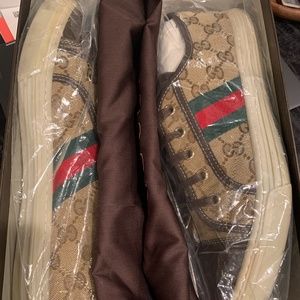 Gucci Sneakers